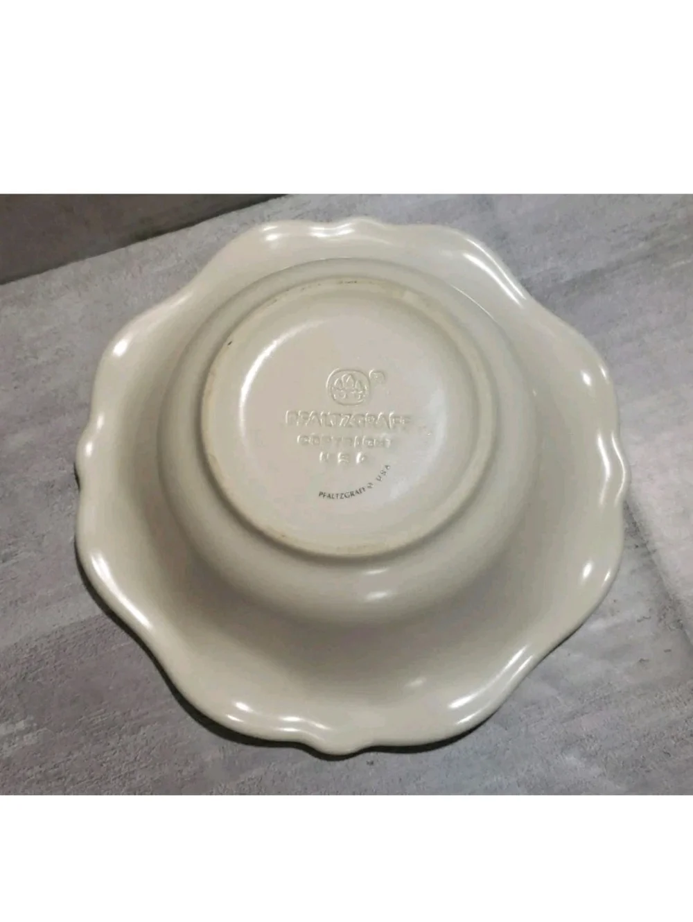 Vintage Pfaltzgraff Tea Rose Sculpted Bowl USA